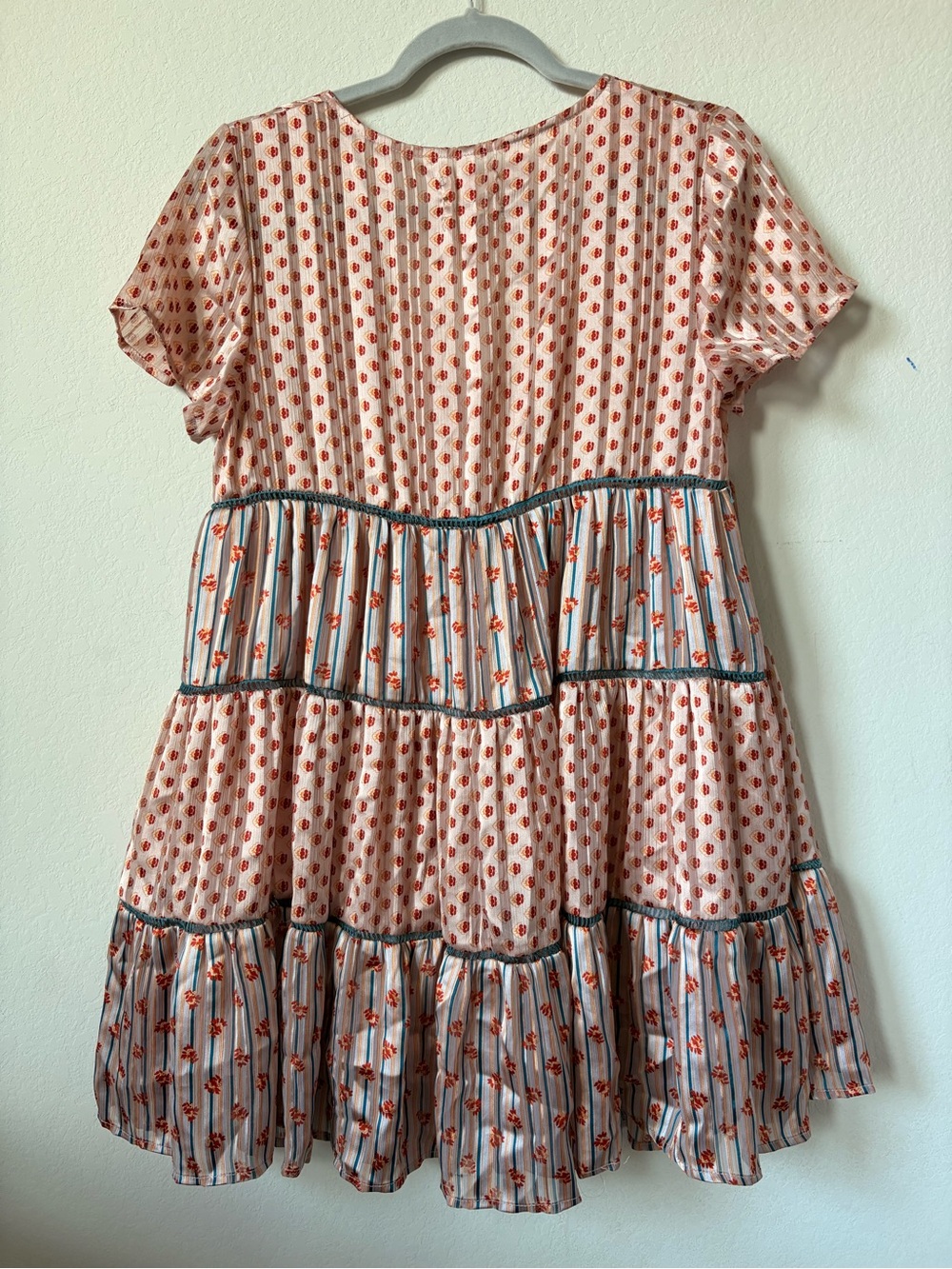 Urban Outfitters Flowy Satin Dress size M - Picture 7 of 8